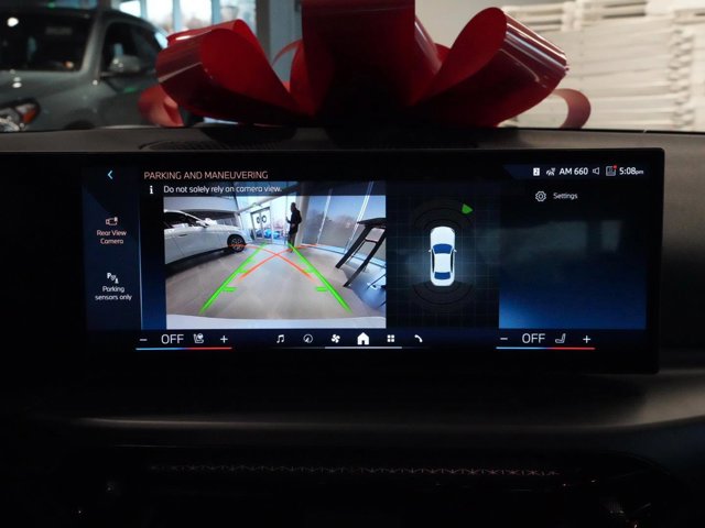 2025 BMW 2 Series 230i - Photo 37