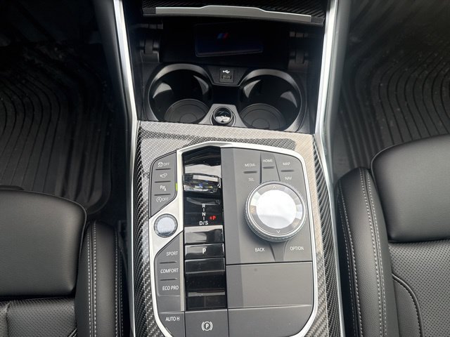 2026 BMW 3 Series M340i - Photo 40
