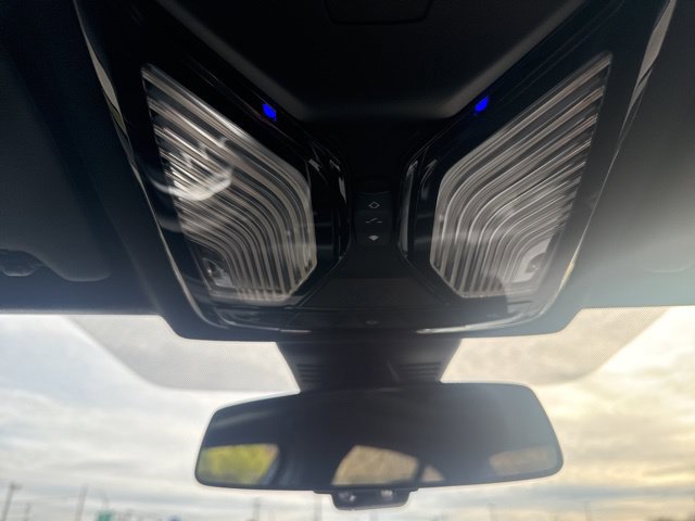 2026 BMW 3 Series M340i - Photo 42