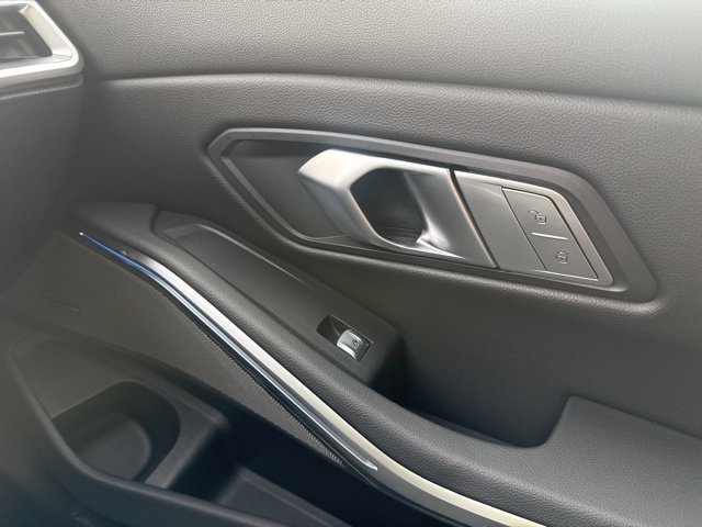 2026 BMW 3 Series M340i - Photo 43