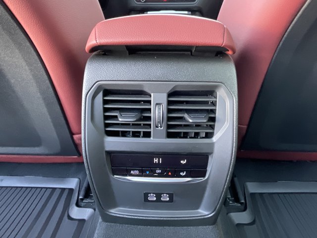 2026 BMW 3 Series M340i - Photo 58