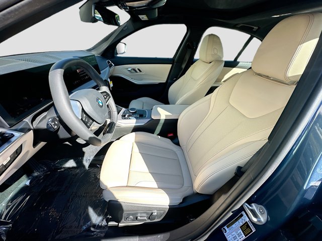 2026 BMW 3 Series 330i - Photo 16