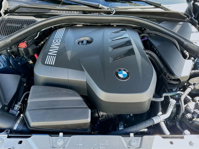 2026 BMW 3 Series 330i - Photo 25
