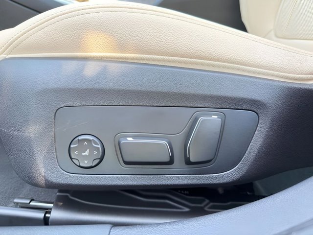New 2026 Mineral White Metallic BMW 330i image 11