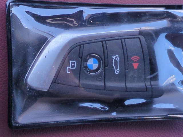 New 2026 Brooklyn Grey Metallic BMW 330i image 33