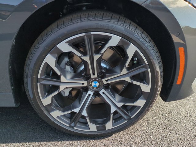 New 2026 Dravit Grey Metallic BMW 330i NA xDrive image 13