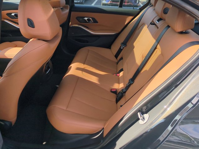 New 2026 Dravit Grey Metallic BMW 330i NA xDrive image 31
