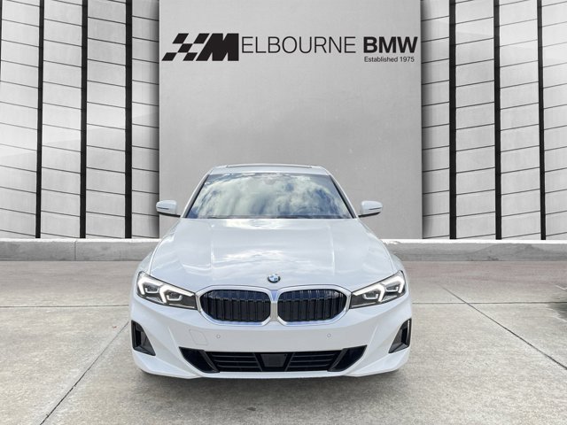 2026 BMW 3 Series 330i - Photo 39