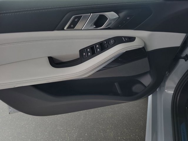 New 2026 Brooklyn Grey Metallic BMW sDrive40i image 14