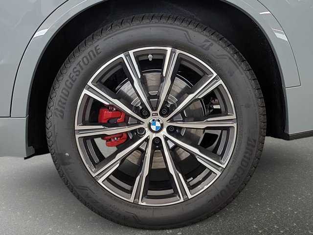New 2026 Brooklyn Grey Metallic BMW sDrive40i image 17