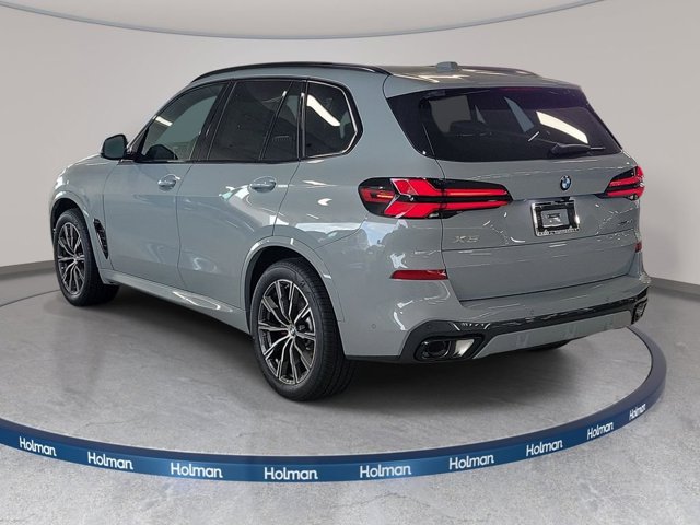 New 2026 Brooklyn Grey Metallic BMW sDrive40i image 6