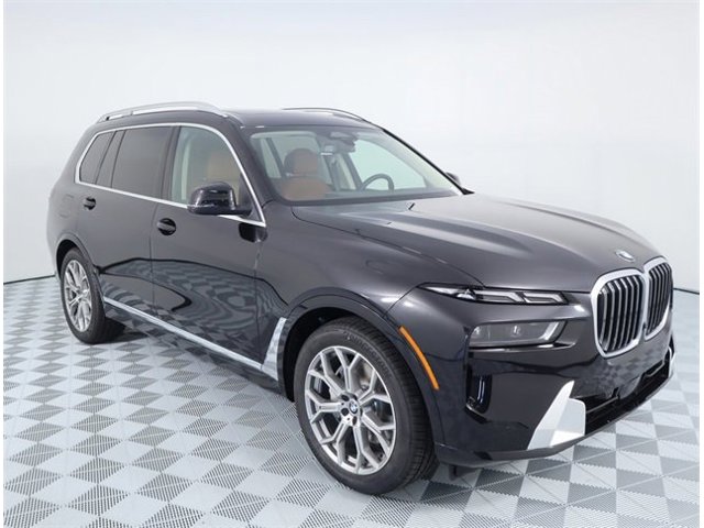 2025 BMW X7 xDrive40i Loaner