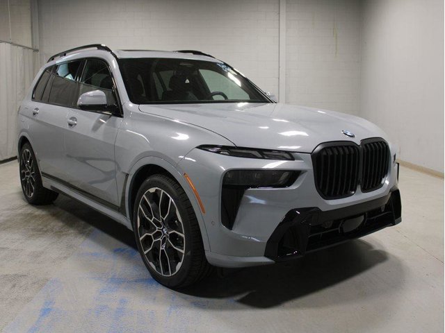 2026 BMW X7 xDrive40i's photo