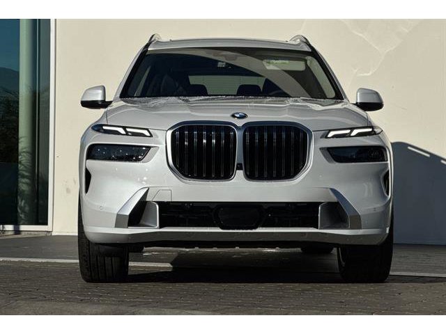 New 2025 BMW X7 xDrive40i New 2025 BMW X7 xDrive40i