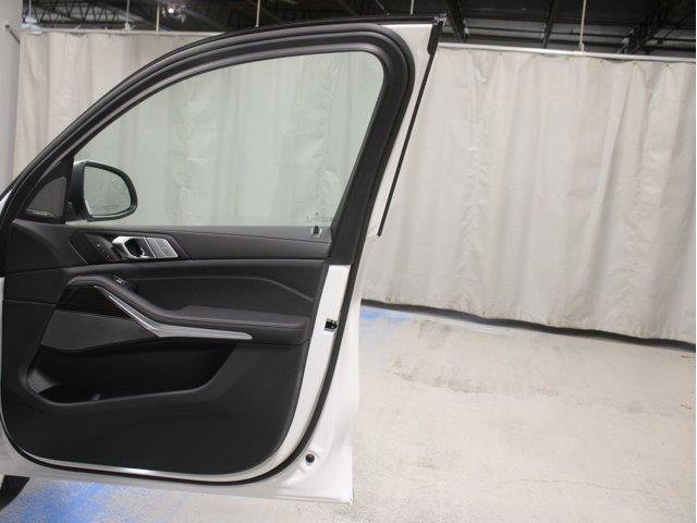 2026 BMW X7 40i - Photo 41