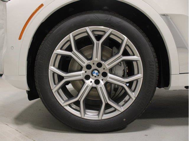 2026 BMW X7 40i - Photo 42