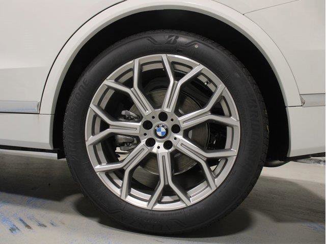 2026 BMW X7 40i - Photo 43