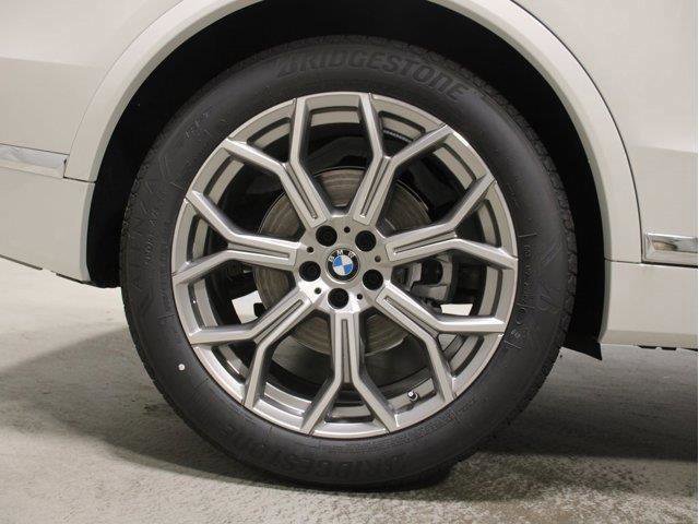 2026 BMW X7 40i - Photo 44