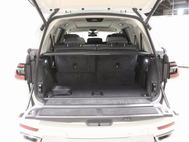 2026 BMW X7 40i - Photo 47
