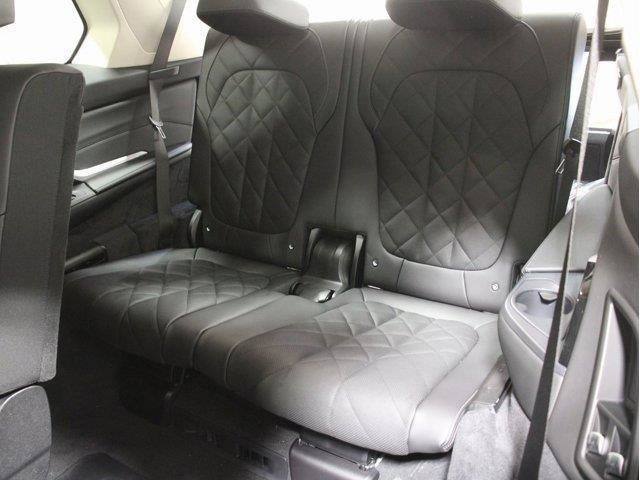 2026 BMW X7 40i - Photo 30