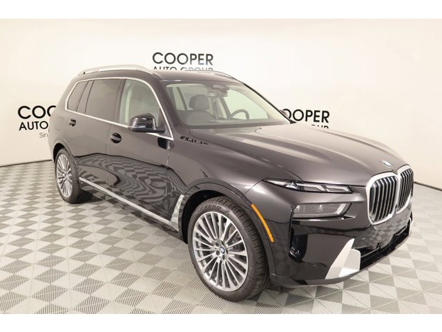 2025 BMW X7 xDrive40i