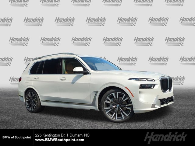 2026 BMW X7 40i's photo