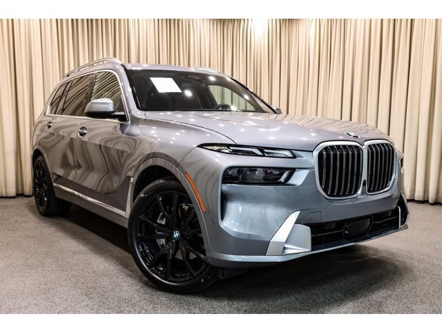 Used 2025 BMW X7 40i with VIN 5UX23EM09S9W82493 for sale in Akron, OH