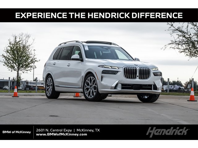 2026 BMW X7 40i's photo