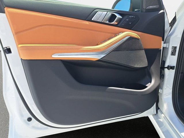 New 2027 Mineral White Metallic BMW xDrive40i image 14