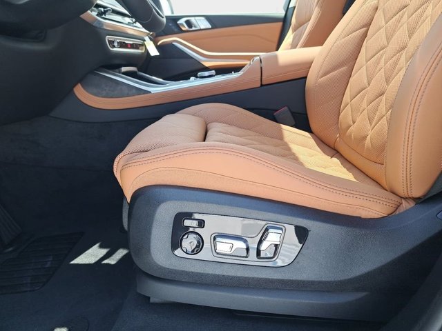 New 2027 Mineral White Metallic BMW xDrive40i image 15