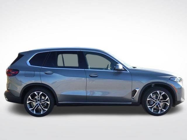 2026 BMW X5 40i - Photo 37