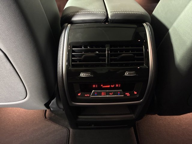 2026 BMW X5 40i - Photo 27