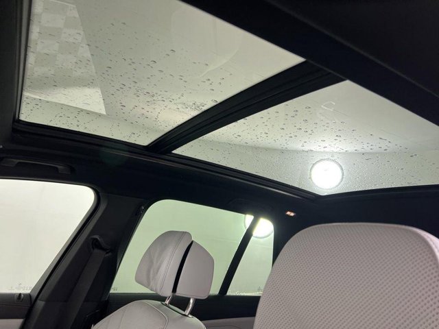 New 2026 Black Sapphire Metallic BMW xDrive40i image 9