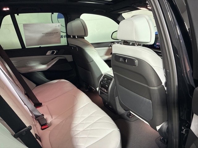 2026 BMW X5 40i - Photo 36