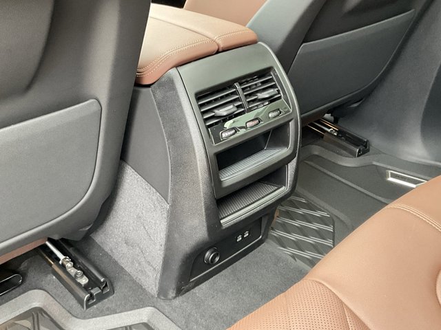 2026 BMW X5 40i - Photo 63