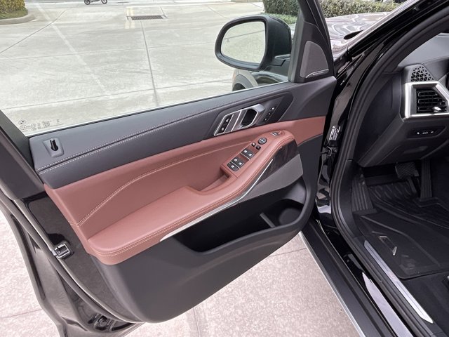 2026 BMW X5 40i - Photo 46