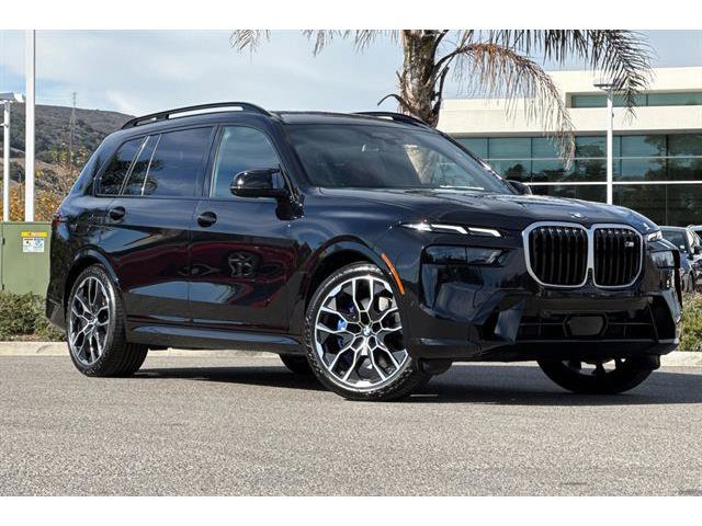 2025 BMW X7 M60i