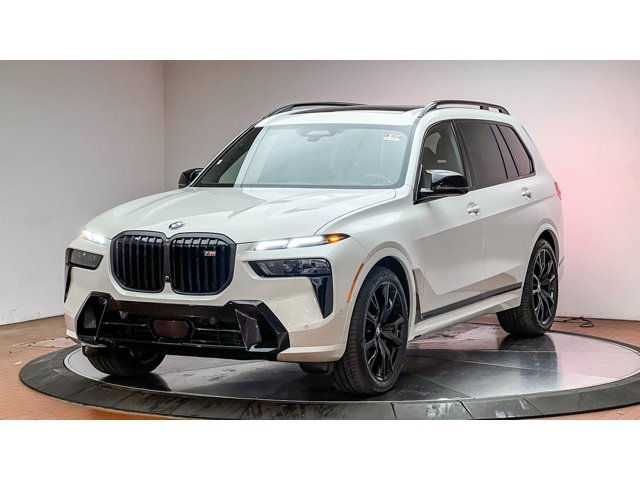 2025 BMW X7 M60i