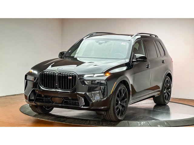 2025 BMW X7 M60i