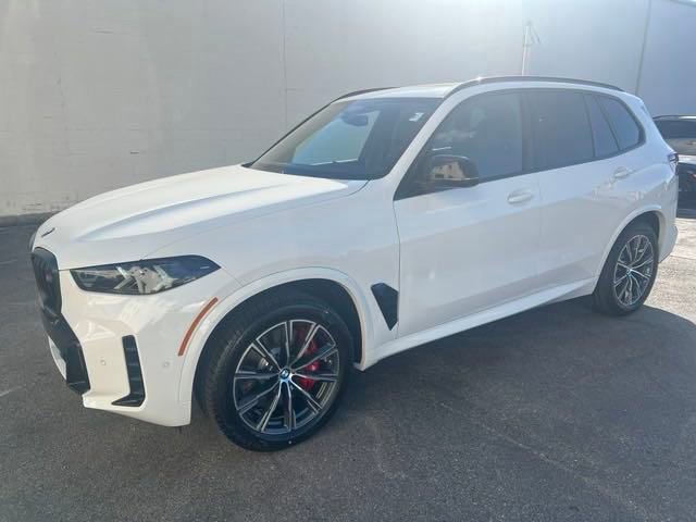 2025 BMW X5 M60i