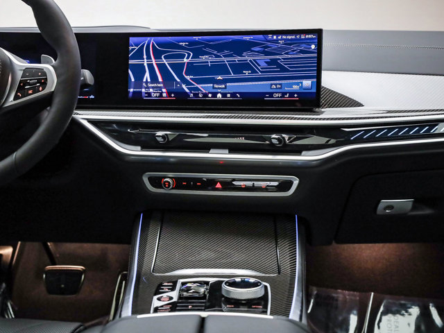 2026 BMW X5 M60i - Photo 42