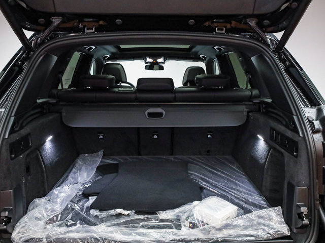 2026 BMW X5 M60i - Photo 55