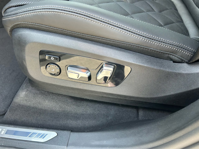 2026 BMW X5 M60i - Photo 59