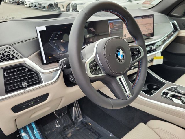 2026 BMW X5 M60i - Photo 28