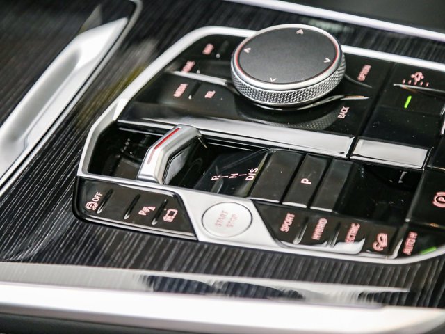 2026 BMW X5 50e - Photo 47
