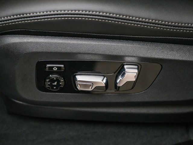 2026 BMW X5 50e - Photo 48