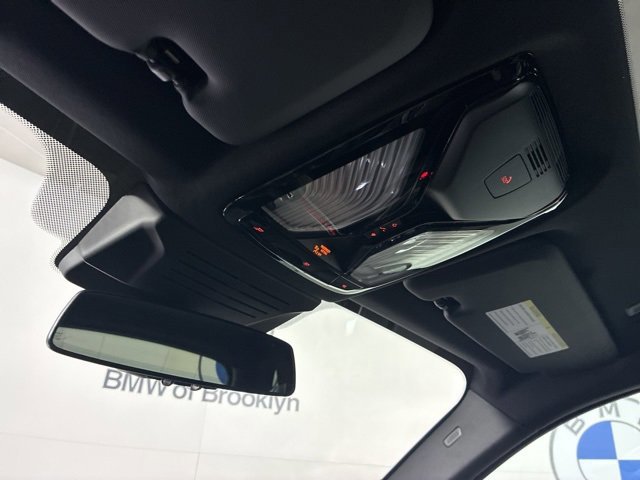 2026 BMW X5 50e - Photo 23