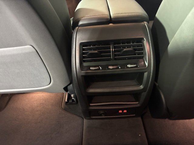 2026 BMW X5 50e - Photo 27