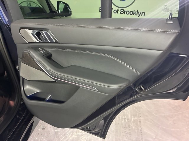 2026 BMW X5 50e - Photo 33