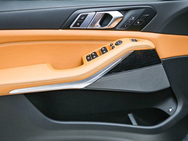 2026 BMW X5 50e - Photo 52